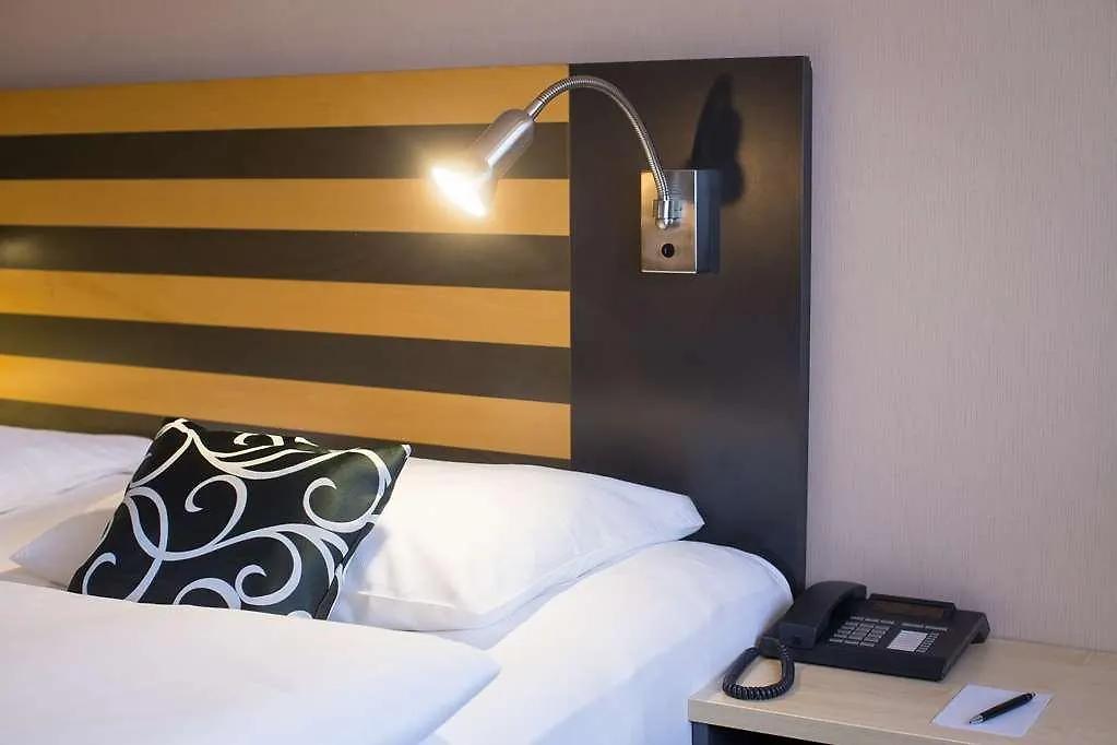 Lindner Hotel Frankfurt Hochst フランクフルト