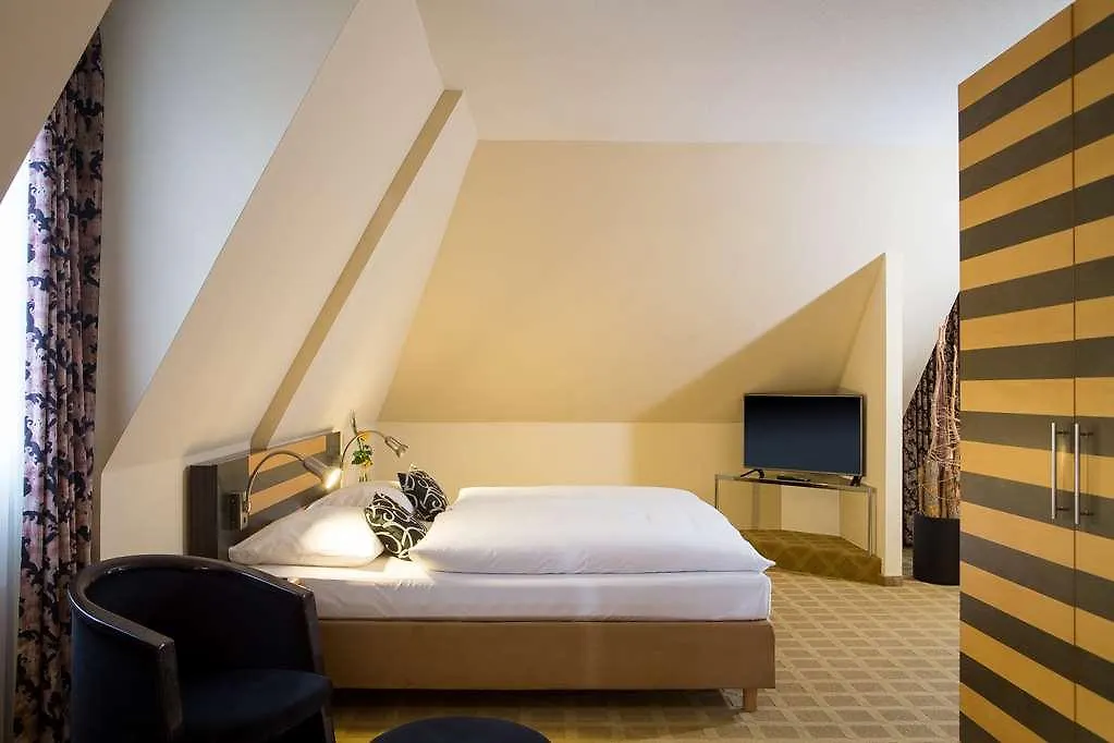 Lindner Hotel Frankfurt Hochst フランクフルト